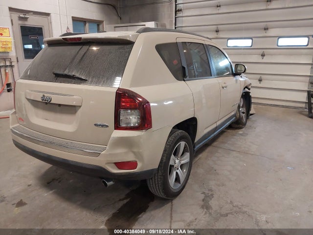 1C4NJCEB2HD141249 Jeep Compass High Altitude Fwd