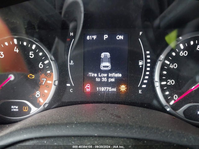 ZACCJBAB4HPF37501 Jeep Renegade Sport 4x4