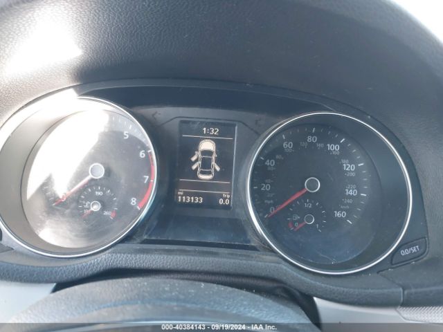 1VWAT7A35GC012826 Volkswagen Passat 1.8t S