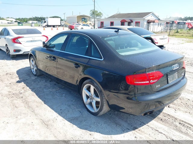 2011 AUDI A4 WAUKFAFL0BN030715 Photo 2