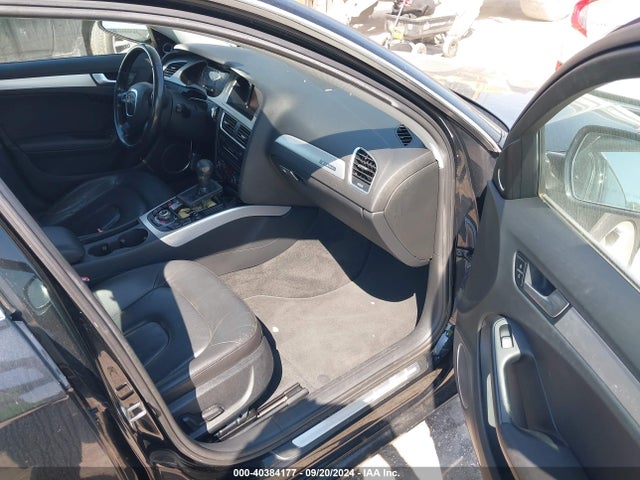 2011 AUDI A4 WAUKFAFL0BN030715 Photo 4