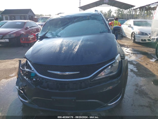 Chrysler Pacifica Touring L Plus 2020 2C4RC1EG4LR110800 Image 12