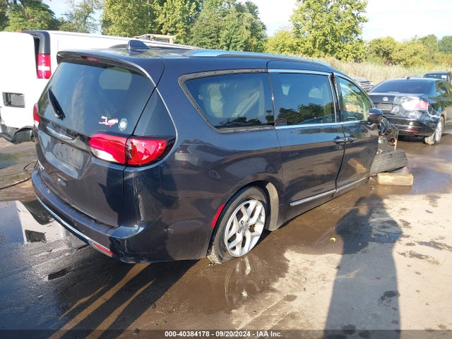 2C4RC1EG4LR110800 Chrysler Pacifica Touring L Plus
