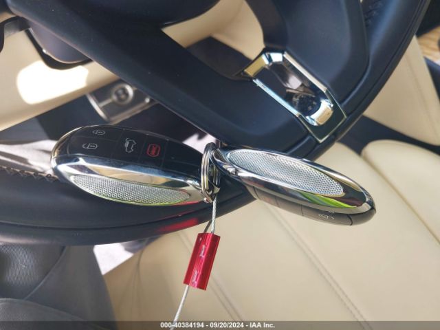 2019 BENTLEY BENTAYGA SJAAM2ZV8KC026089 Photo 10