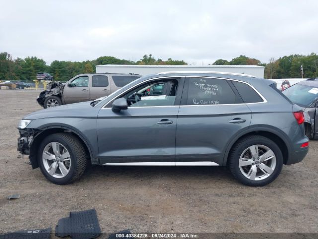 WA1BNAFY6K2068530 Audi Q5 45 Premium