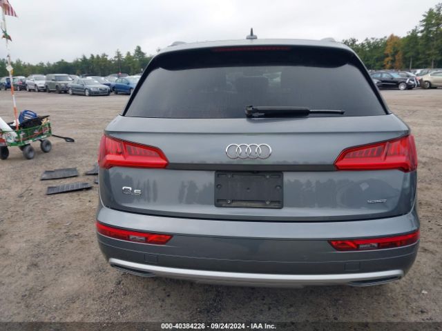 WA1BNAFY6K2068530 Audi Q5 45 Premium