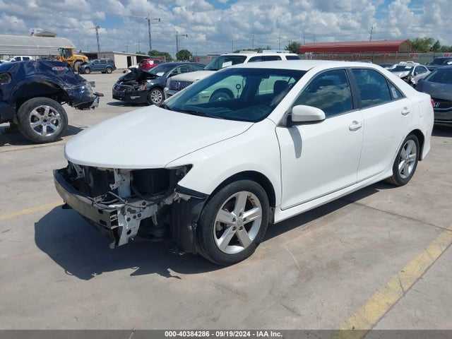Toyota CAMRY SE 2014 4T1BF1FK2EU314458 Image 2