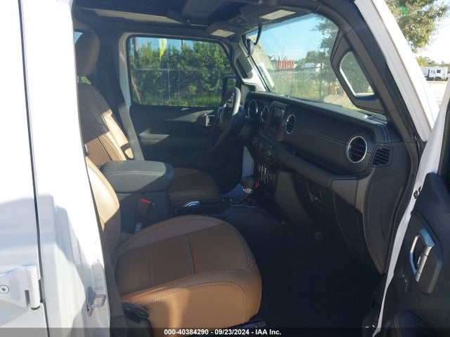 1C4HJXEG5MW628539 Jeep Wrangler Unlimited Sahara 4x4