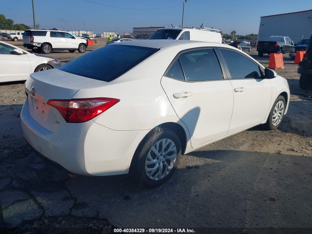 Toyota COROLLA LE 2017 5YFBURHE9HP692780 Image 4