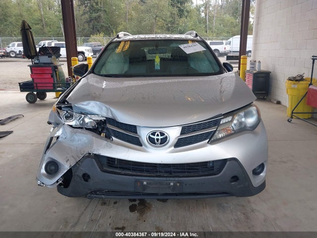 Toyota RAV4 LE 2014 JTMBFREV2ED050026 Image 12