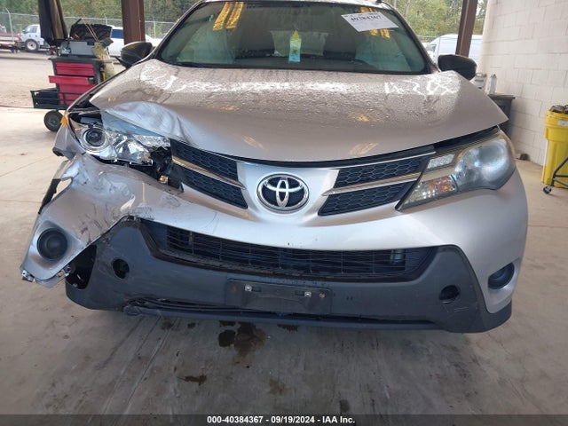 Toyota RAV4 LE 2014 JTMBFREV2ED050026 Image 6