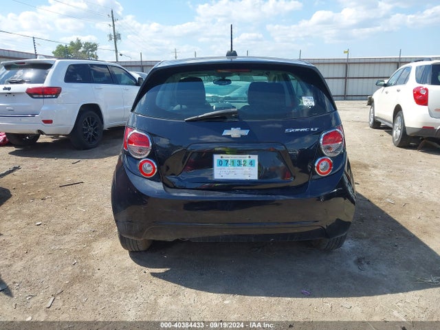 1G1JC6SH3F4210779 Chevrolet Sonic Lt Auto