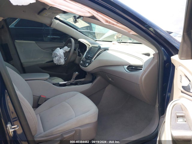 Chevrolet Malibu 1fl 2017 1G1ZC5ST4HF263869 Image 5