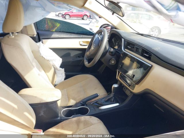 2T1BURHE9KC214138 Toyota COROLLA LE
