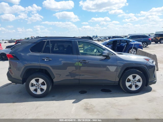 Toyota Rav4 Xle 2019 JTMW1RFV1KD030814 Image 14