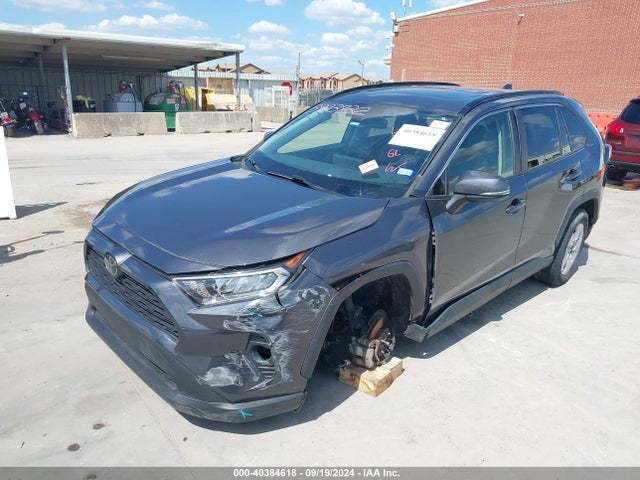 Toyota Rav4 Xle 2019 JTMW1RFV1KD030814 Image 2