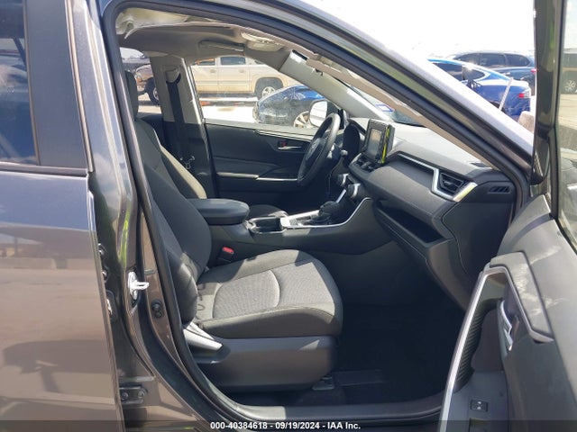 Toyota Rav4 Xle 2019 JTMW1RFV1KD030814 Image 5