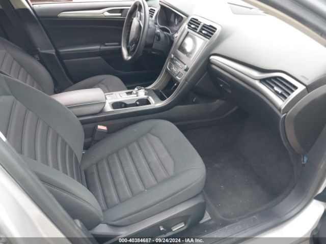 3FA6P0HD9JR227031 Ford FUSION SE