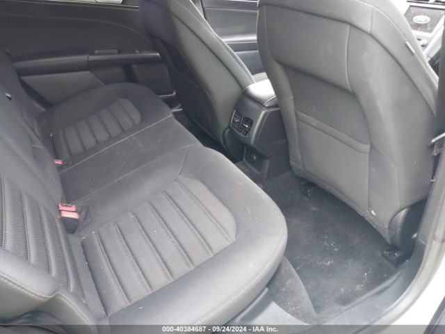 3FA6P0HD9JR227031 Ford FUSION SE