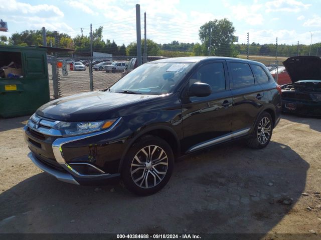JA4AD2A33HZ035324 Mitsubishi Outlander Es