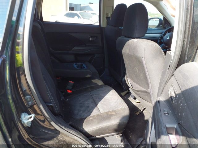 JA4AD2A33HZ035324 Mitsubishi Outlander Es