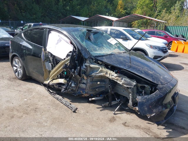 2022 TESLA MODEL Y 7SAYGAEE9NF520055 Photo 0
