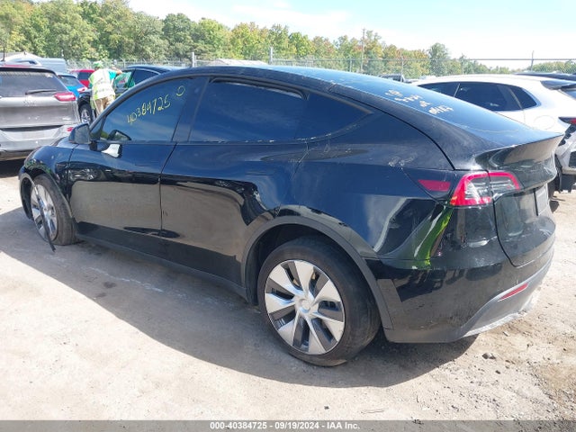 2022 TESLA MODEL Y 7SAYGAEE9NF520055 Photo 2