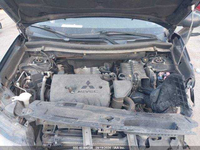 JA4AD2A34HZ058479 Mitsubishi Outlander Es