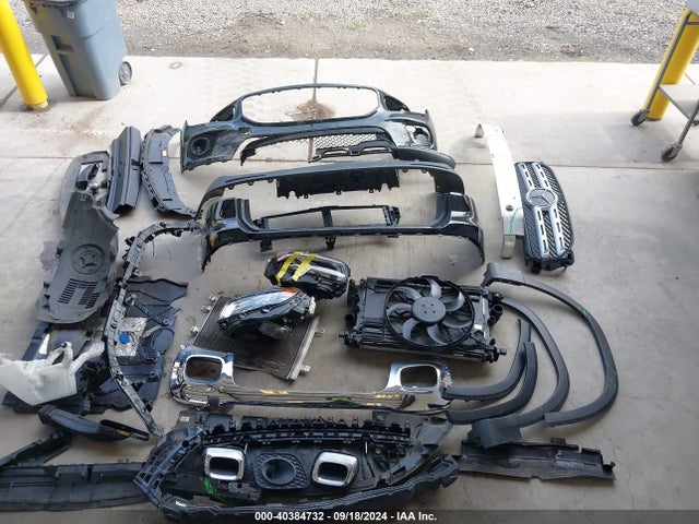 W1N4M4HB0LW024506 Mercedes-Benz Glb 250 4matic