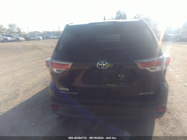 Toyota Highlander Xle V6 2015 5TDJKRFH4FS204032 Image 16