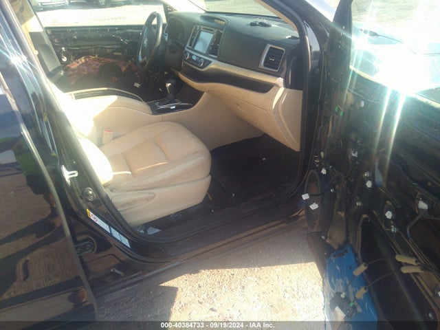 Toyota Highlander Xle V6 2015 5TDJKRFH4FS204032 Image 5