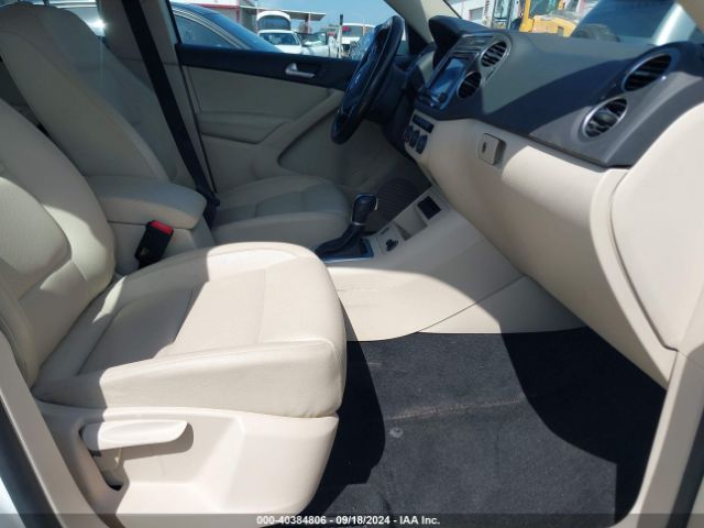 WVGAV7AX4HW509944 Volkswagen Tiguan 2.0t S