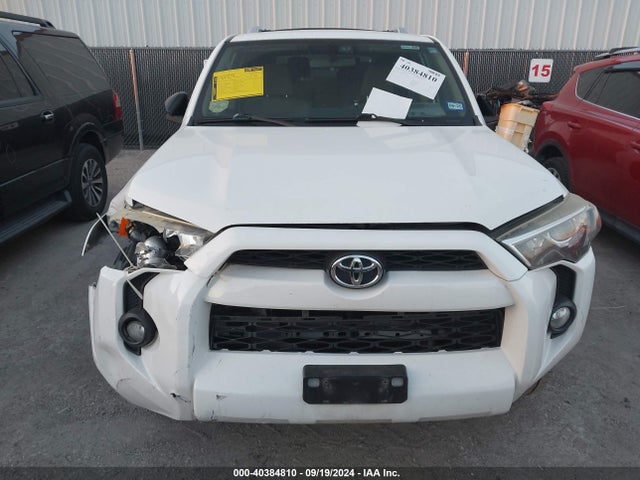 Toyota 4RUNNER SR5 2015 JTEZU5JR4F5089763 Image 12