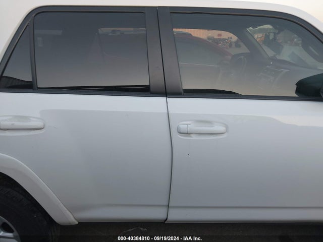 Toyota 4RUNNER SR5 2015 JTEZU5JR4F5089763 Image 13