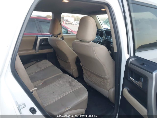Toyota 4RUNNER SR5 2015 JTEZU5JR4F5089763 Image 8