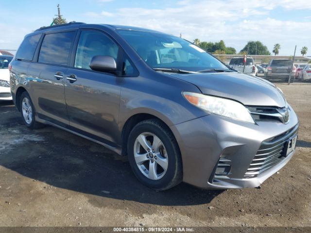5TDKZ3DC1LS033000 Toyota SIENNA LE