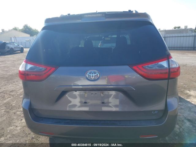5TDKZ3DC1LS033000 Toyota SIENNA LE