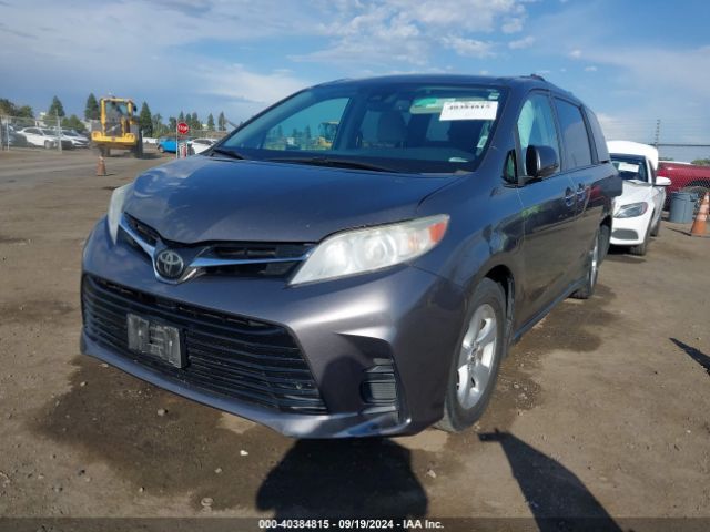 5TDKZ3DC1LS033000 Toyota SIENNA LE