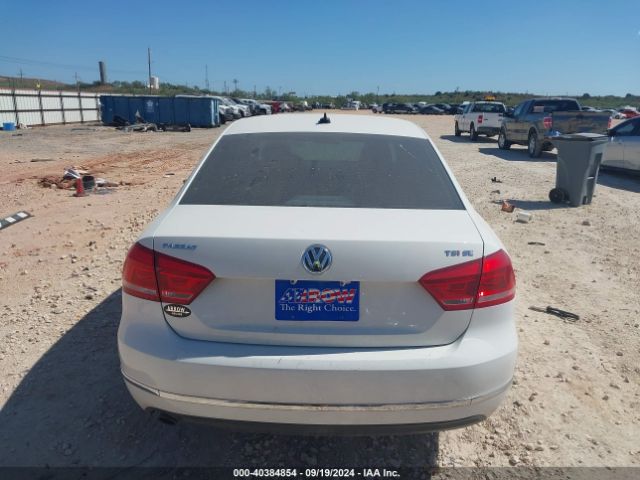 1VWBT7A37FC039822 Volkswagen Passat 1.8t Se