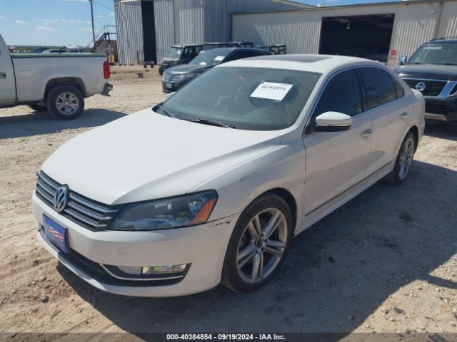 1VWBT7A37FC039822 Volkswagen Passat 1.8t Se