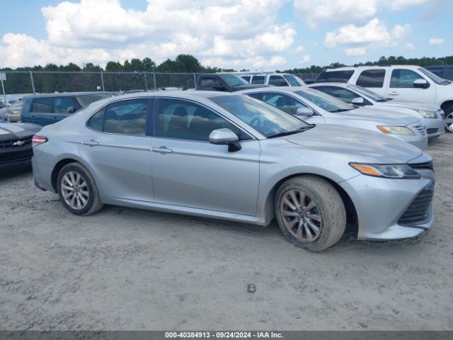 4T1B11HK5JU003712 Toyota CAMRY LE