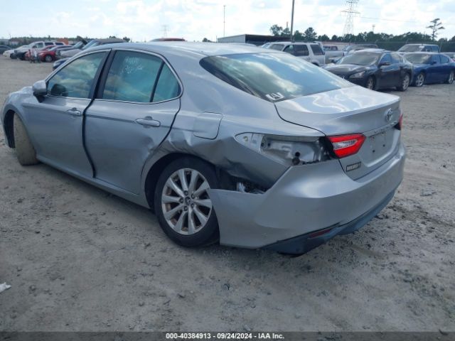 4T1B11HK5JU003712 Toyota CAMRY LE