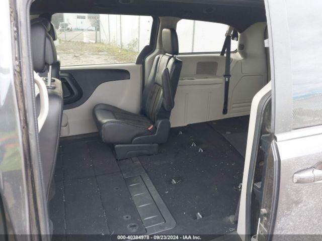 2C4RDGCG9KR562940 Dodge Grand Caravan Sxt