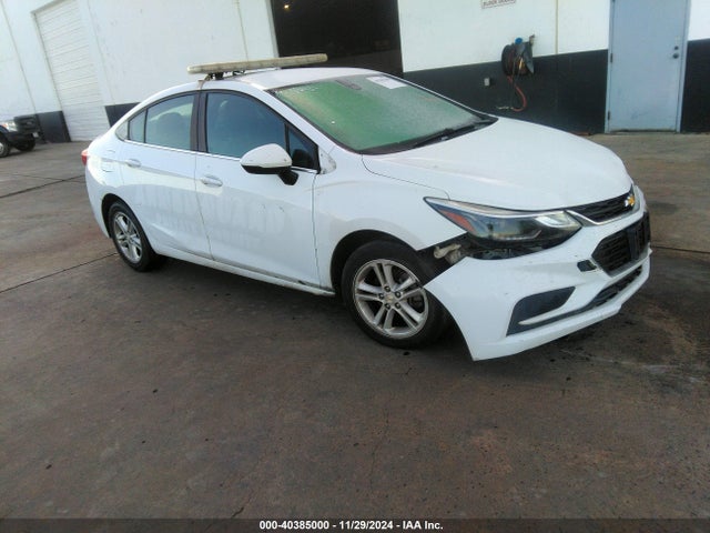 Chevrolet Cruze Lt Auto 2018 1G1BE5SM0J7107302 Image 1