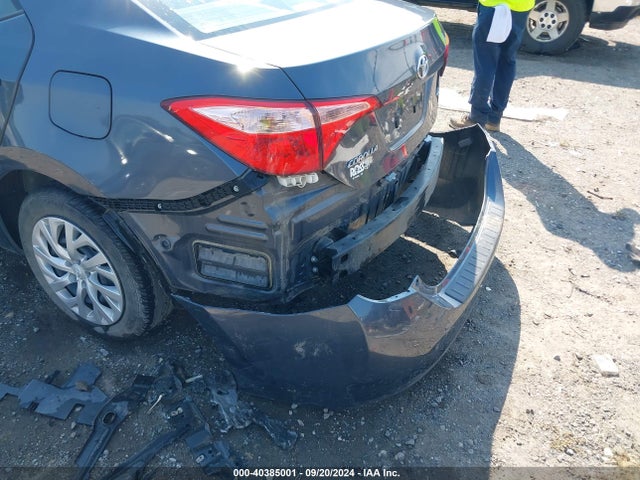 Toyota COROLLA LE 2018 5YFBURHE1JP823240 Image 6