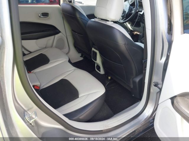 3C4NJCBB4JT487579 Jeep Compass Latitude Fwd