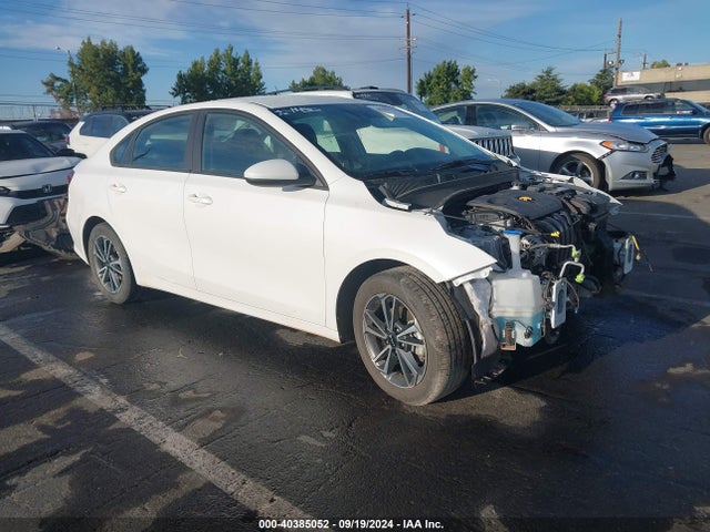 2022 3KPF24AD3NE439592 main image
