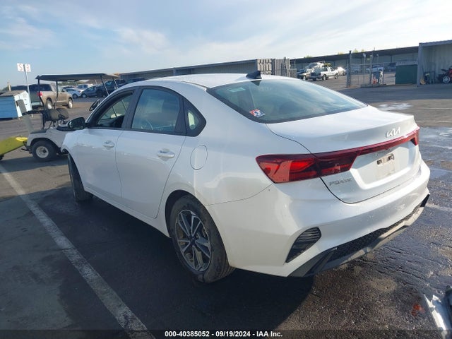 KIA Forte Lxs 2022 3KPF24AD3NE439592 Image 3