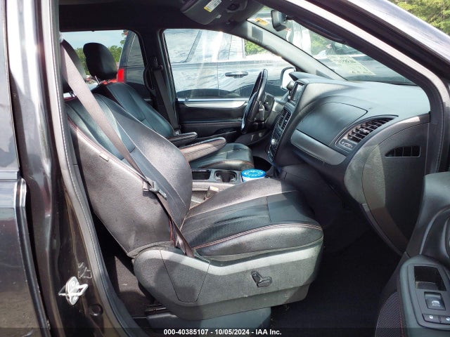 2C4RDGEG3KR736742 Dodge Grand Caravan Gt