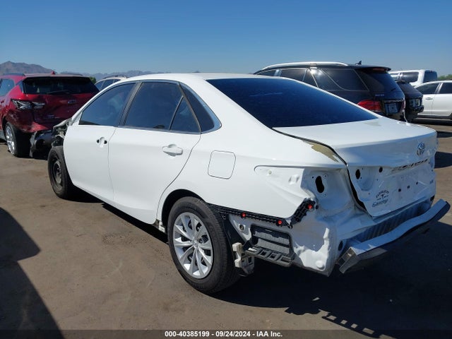 Toyota CAMRY LE 2016 4T4BF1FK4GR546648 Image 3